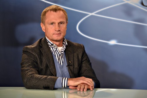 Ряд журналистских расследований показал, что депутат Владимир Зубик был связан со скандальной «прокладкой» — фирмой Ливела
